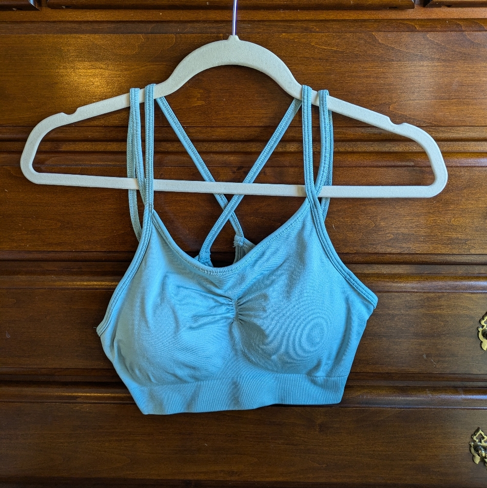 Women's turquoise sports bra